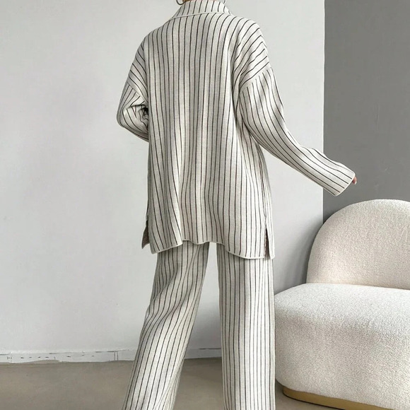 Apricot Casual Women's Striped Pattern Drop Shoulder Cardigan & Knit Pants - Picture 2 of 5